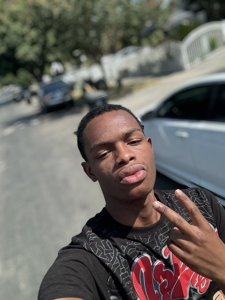 Somecrazyshit__'s tweet photo. 🥇🥇 https://t.co/BmHnZCmbvE