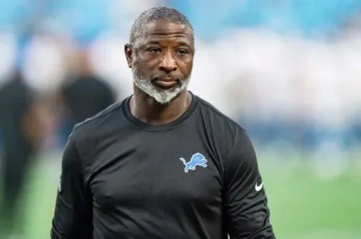tjayjones8's tweet photo. The New Orleans Saints had a strong chance of hiring Aaron Glenn as their head coach. However, Glenn requested that the team consider moving on from Mickey Loomis as General Manager and allow him to be involved in the hiring of a new GM. The Saints were not willing to make this change, according to sources.