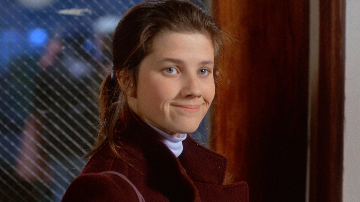 MrSaratoga's tweet image. Here’s another favorite actress of mine, from 1985 the film The Sure Thing came out. 

Nicolette Sheridan was cute but for me, Daphne Zuniga is who I really liked. Allison was a lot of fun by the end of the film and always wanted to end up with her too ☺️

#favoriteactress