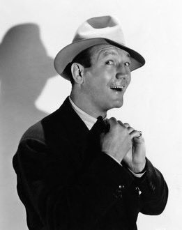 FrankMalfitano's tweet photo. CLASSIC FILM MUSINGS: Hey what do ya mean my friends is a bunch of mugs & palookas?! ๐๐๏ธ}#WarrenHymer #NatPendleton #RagsRagland #MaxieRosenbloom ๐ฅ https://t.co/g9AeeC4WVR