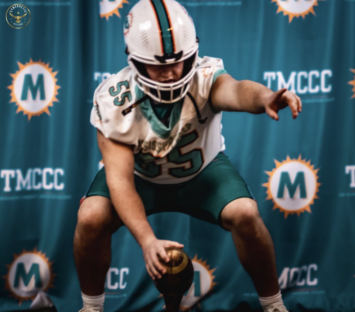 Landon Salter (@landon_salter26) on Twitter photo Had a blast at <a href="/TMCCCOLLEGE/">The Mississippi CC College - Athletics</a> thank you so much for having me <a href="/coachdeetmccc/">Darryl Whitehead</a> <a href="/SynergeticD/">Lakisha Prince</a> <a href="/Hwalt1108/">Holly Waltman</a> Had a blast at <a href="/TMCCCOLLEGE/">The Mississippi CC College - Athletics</a> thank you so much for having me <a href="/coachdeetmccc/">Darryl Whitehead</a> <a href="/SynergeticD/">Lakisha Prince</a> <a href="/Hwalt1108/">Holly Waltman</a>