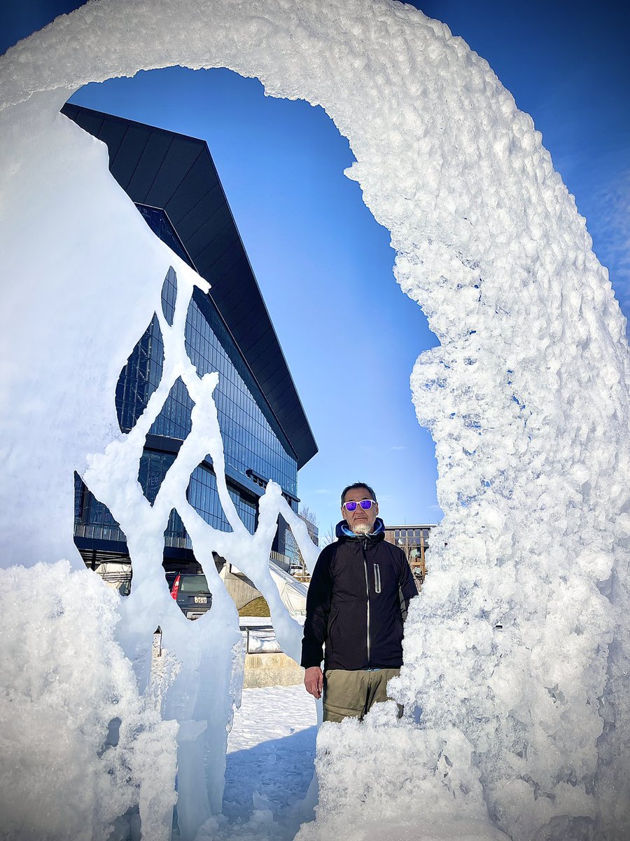 UENOU's tweet photo. とっ散らかった毎日の中の一時の余白。愛の物語なんだよと、あなたは言う。
#THEICEMANS https://t.co/Iy8vAc51y3