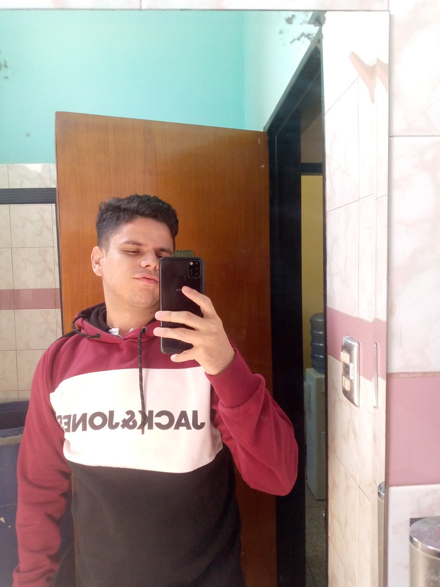 XuserVM's tweet image. Buenas noches 🥲