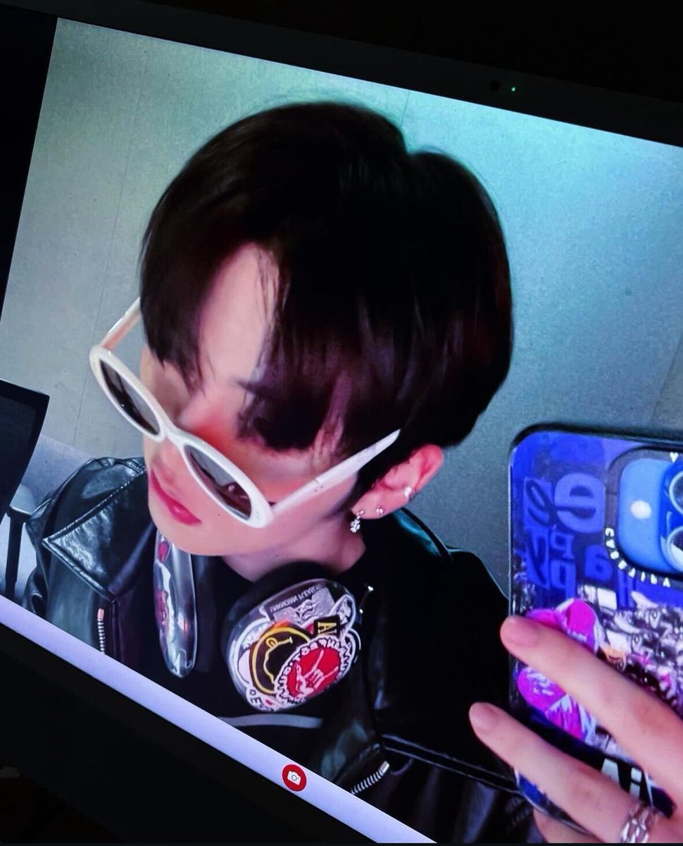 Winter's on the way, and it's time to stay snug as a bug in a rug! Dress warmly, layer up, and keep yourself wrapped in warmth. The cold may be outside, but inside, we're staying toasty. Take care and don't forget to stay warm out there.