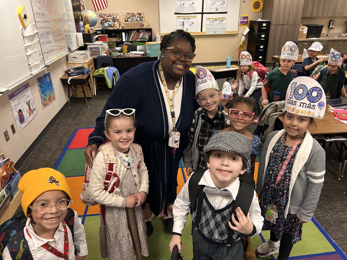 Desert Thunder School tweet media