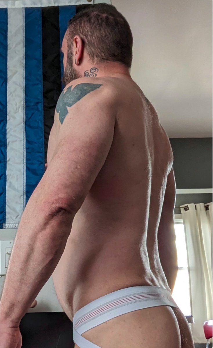 Happy humpday sluts!