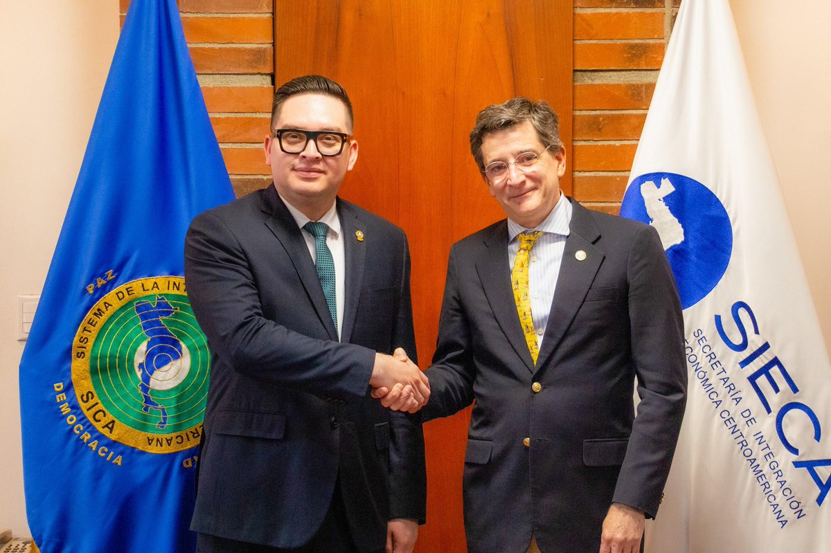 Carlos Hernández tweet media