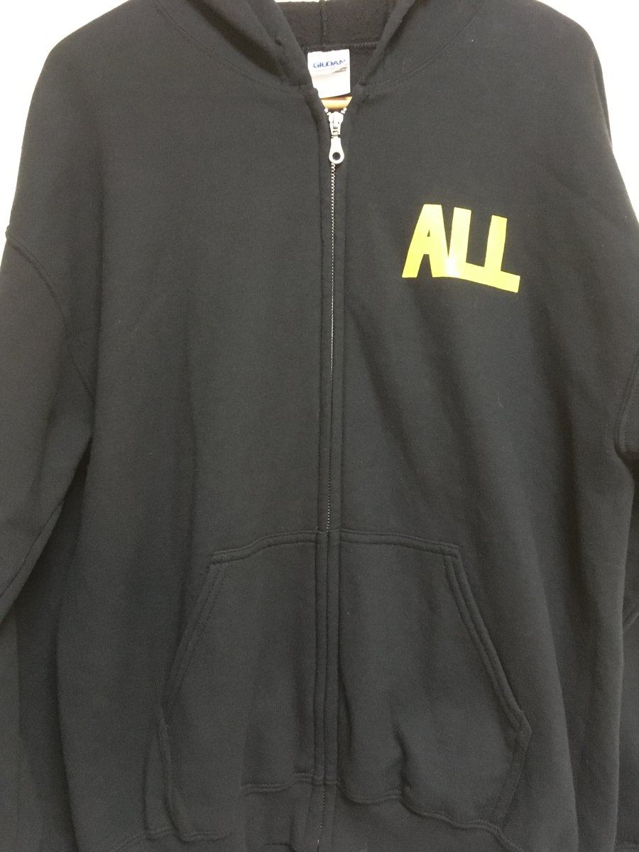 Top_40_Age's tweet photo. #649 ALL
海外通販 or disk unionで購入した物。
#マーチャンダイズ記録シリーズ #ALL #オール #DESCENDENTS #DYS #DagNasty #DownByLaw #PAVERS #DragTheRiver #TonyAll #OnlyCrime #Quaranteens #Slorder https://t.co/E3GxkD3OeT