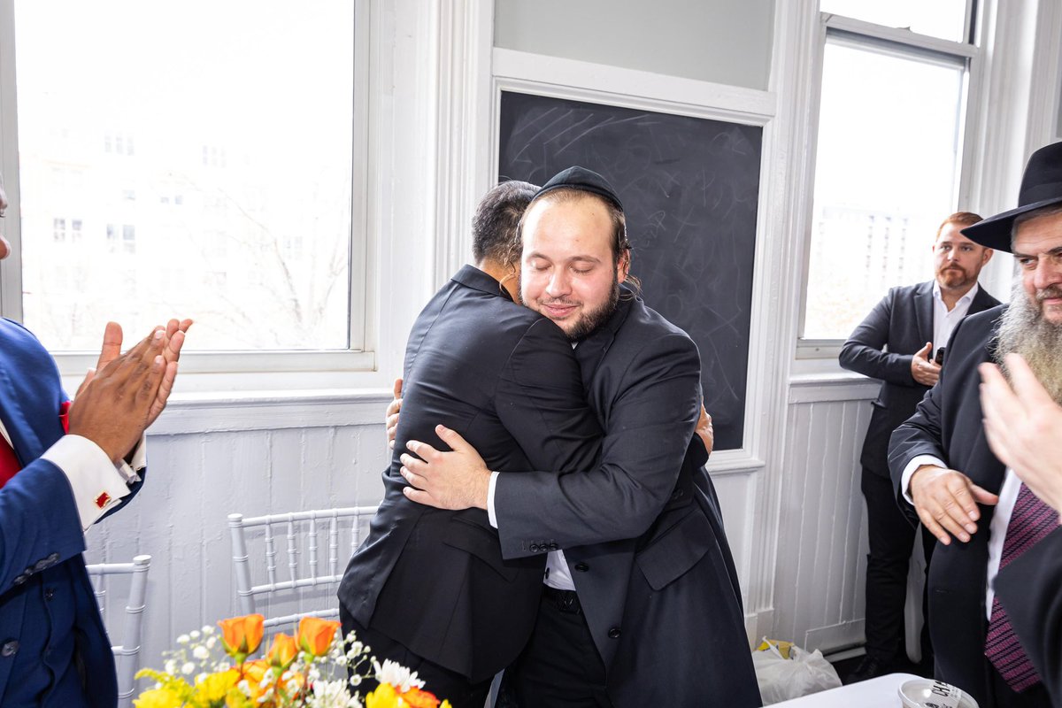 Delighted to welcome special guest <a href="/PastorCashLuna/">Pastor Cash Luna</a> from Guatemala at yesterday's brunch. As leader of one of Latin America's largest congregations, his presence was a blessing. He was accompanied by his deputy, <a href="/raulguate/">Raúl Marroquín</a>.