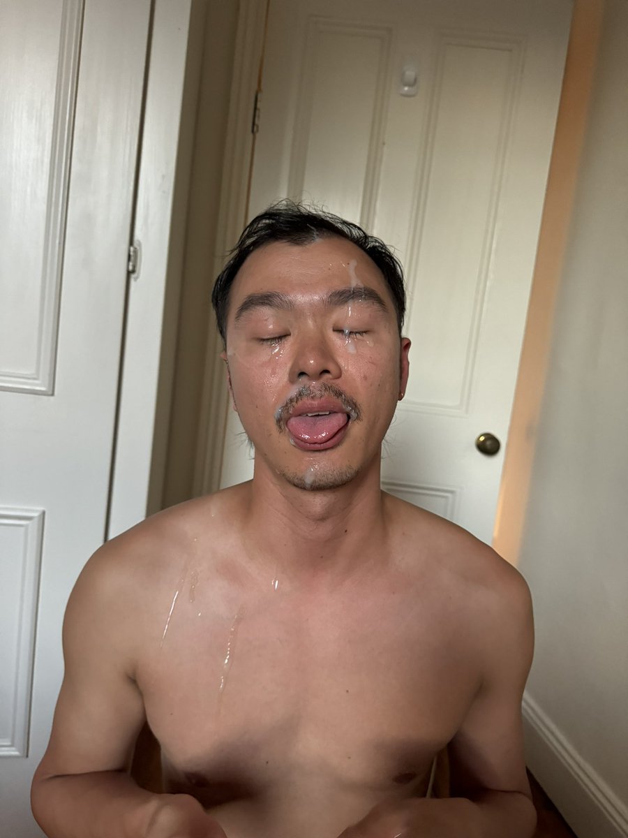 bleached_hoe's tweet photo. “Are you gonna paint my face”
“Yes”      And he did. 
#gaysex #deepthroat #bwc #blower #blowie #oralsex #melbournegays https://t.co/juNTJ3XFCz