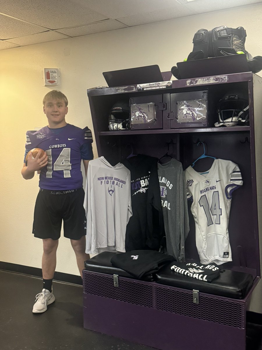 Davis Coyle (@coyledavis14) on Twitter photo Had great time on my visit to NMHU! Thanks for having me <a href="/NMHUFootball/">NMHU Football</a> <a href="/CoachTwelveGage/">Gage Guardiola</a> <a href="/blangford_/">Ben Langford 🇦🇸</a> !! Had great time on my visit to NMHU! Thanks for having me <a href="/NMHUFootball/">NMHU Football</a> <a href="/CoachTwelveGage/">Gage Guardiola</a> <a href="/blangford_/">Ben Langford 🇦🇸</a> !!