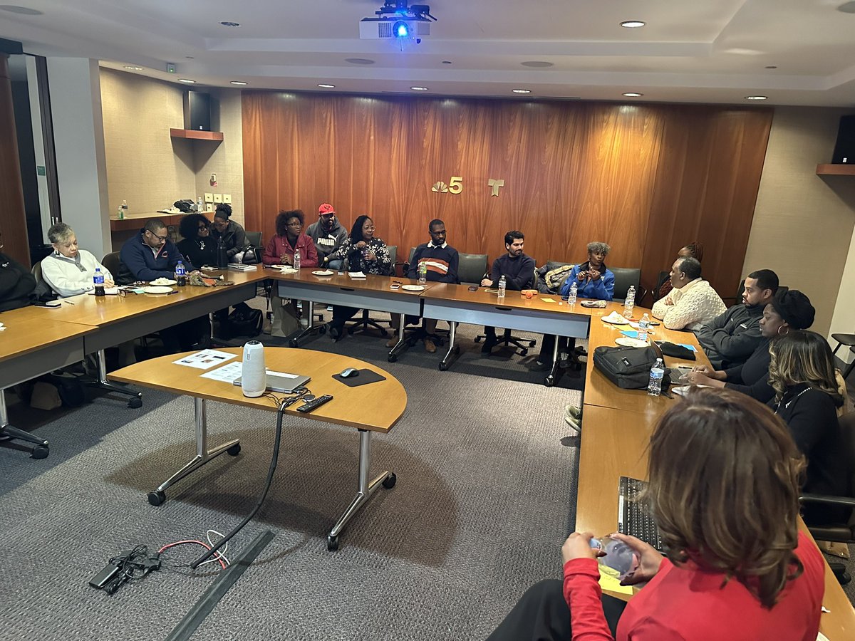 Brandon Pope TV (@bpopetv) on Twitter photo Leaving todayโs <a href="/NABJCC/">NABJ Chicago Chapter</a> Meeting and Townhall this evening rejuvenated and inspired by our members. A great 2025 ahead! Thank you <a href="/nbcchicago/">NBC Chicago</a> for hosting us ๐ฆ Leaving todayโs <a href="/NABJCC/">NABJ Chicago Chapter</a> Meeting and Townhall this evening rejuvenated and inspired by our members. A great 2025 ahead! Thank you <a href="/nbcchicago/">NBC Chicago</a> for hosting us ๐ฆ