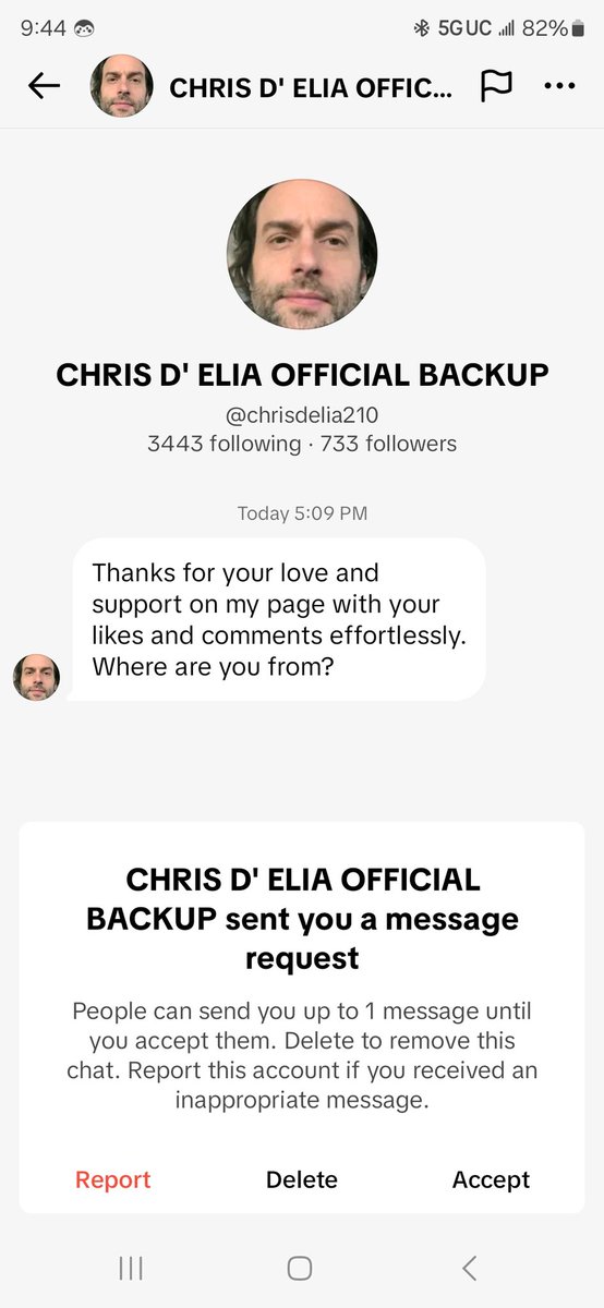 srkrxs's tweet photo. @chrisdelia I highly doubt this is you. 

https://t.co/HV8wip5K9P https://t.co/hpESPJ0ij9