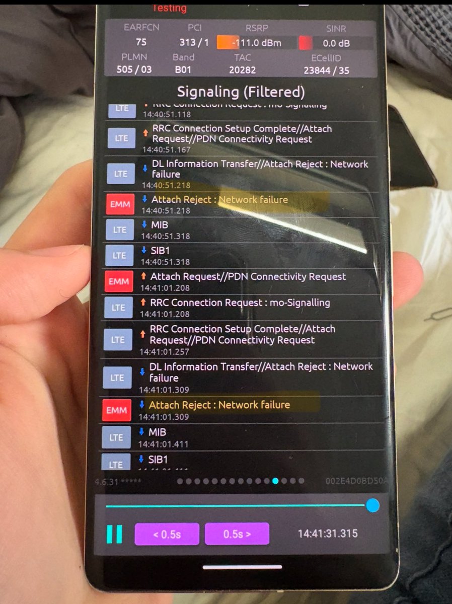 StadiumAu's tweet photo. @VodafoneAU Is your network down? https://t.co/4oLzjaV8qk