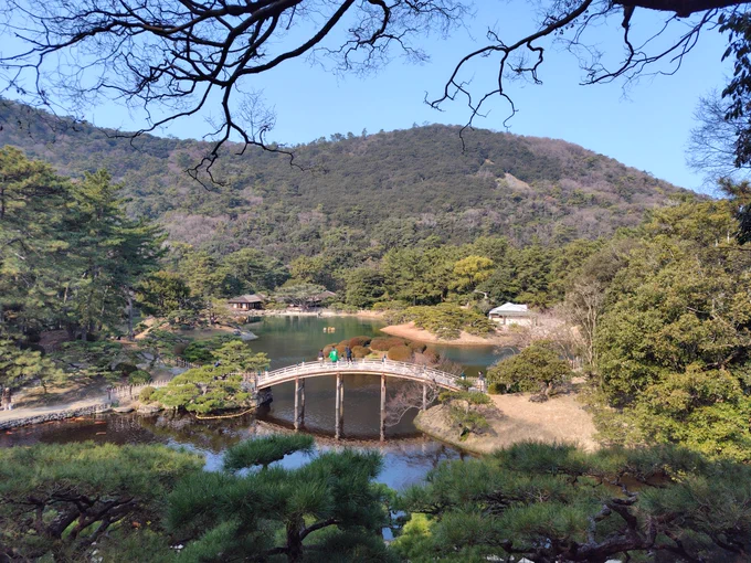 栗林公園と高知城良かった 10年後位に盆栽趣味にしたいと思った