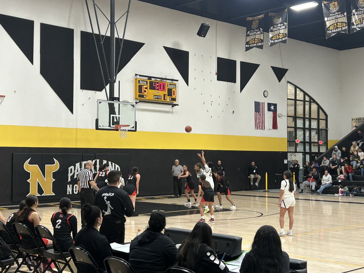 LadyMatadorsGBB's tweet image. Shoutout to our 7th and 8th grade Parkland Lady Novilleros for winning tonight! ⚫️🏀🟡🤘🏼 #oneunit #thesisterhood