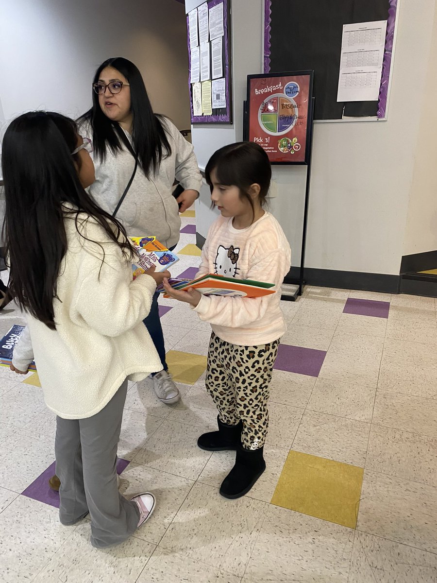 BINGO FOR BOOKS was a hit! Everyone had a great time and students went home with free books!
#CastleKnights #WeArePBV #ReadingisFun