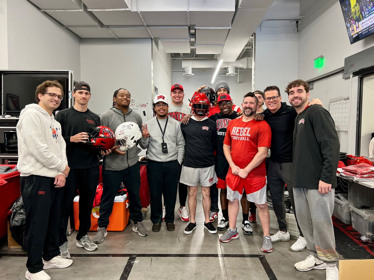 WSI Sports (@wsisports) on Twitter photo Had a great time visiting our friends at <a href="/UNLVEquipment/">UNLV Equipment</a>
Proud to support #AmericanMade excellence since 1990🇺🇸 Had a great time visiting our friends at <a href="/UNLVEquipment/">UNLV Equipment</a>
Proud to support #AmericanMade excellence since 1990🇺🇸