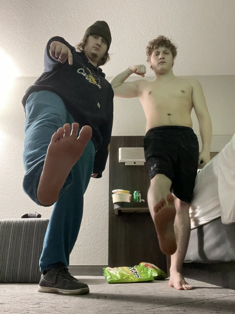 AlphaKingNike tweet media