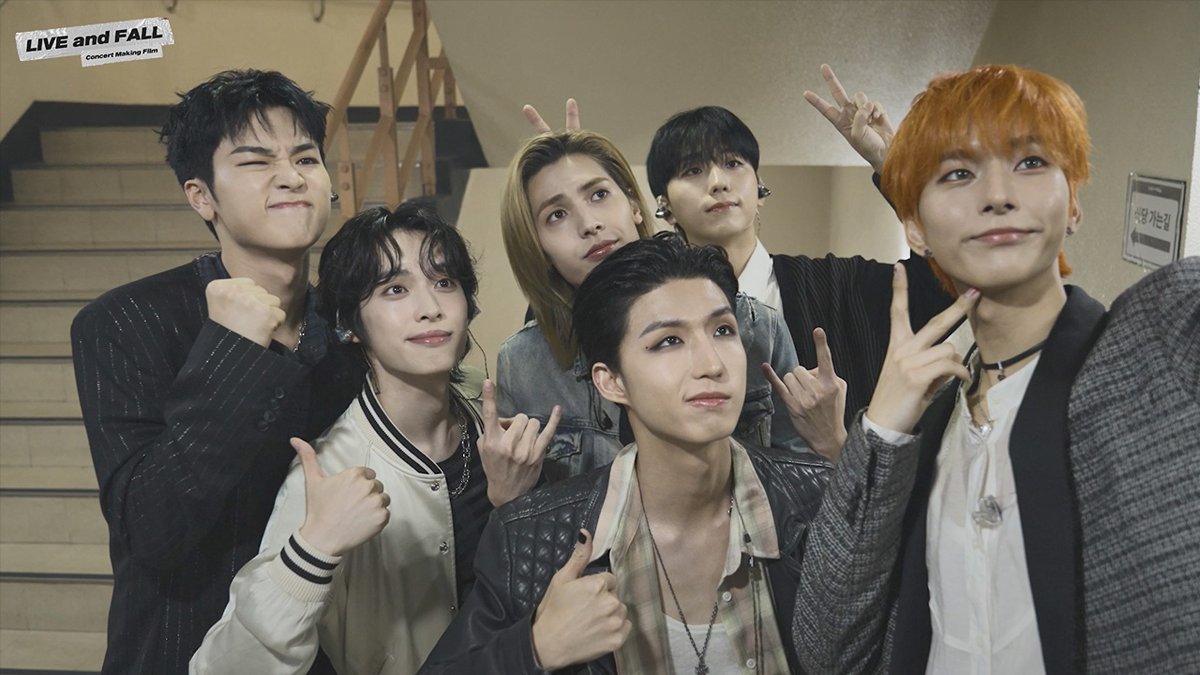 Xdinary Heroes(엑스디너리 히어로즈) Concert <LIVE and FALL> Making Film

youtu.be/4Kl8WE90gZ8

#XdinaryHeroes #엑스디너리히어로즈
#LIVE_and_FALL #Concert
#WE_ARE_ALL_HEROES