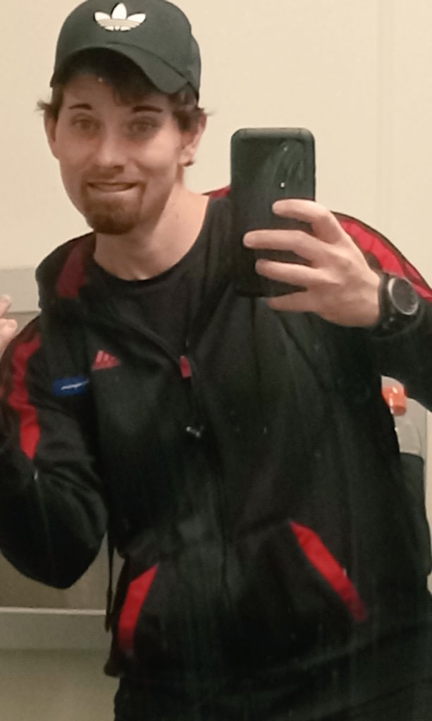 MasterAdam25's tweet photo. Been awhile since daddy posted a pic, just be grateful that I am back deviants, show me love like your life depends on it, cause it does ☠ 💵 ✈ 😉 #YoungAlpha #SubDrain #FootFetish #BetaEnforcer #FinDom #CashMaster #FeetPlay #Worship #BrainWash https://t.co/ANj1O4LUjx