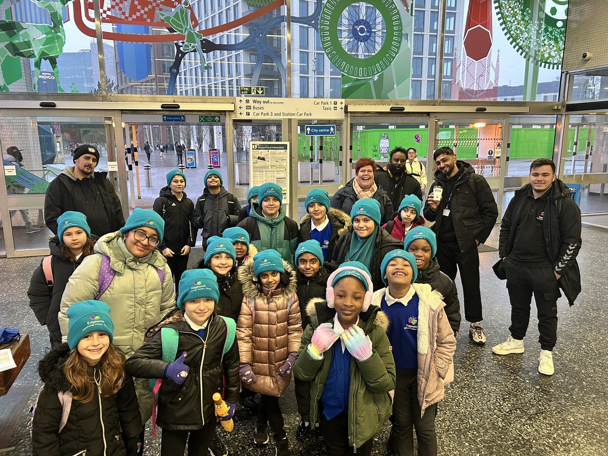 edgewickprimary's tweet image. Our School Councillors are ready to board the train to visit the Houses of Parliament! 
Look out London - Edgewick are coming! 
@AvantiWestCoast 
@UKParliament 

#EdgewickonTour
#feelinggood
#amazingtimes
#Excited
#schoolcouncil
#pupilvoice
#enrichment
#housesofparliament