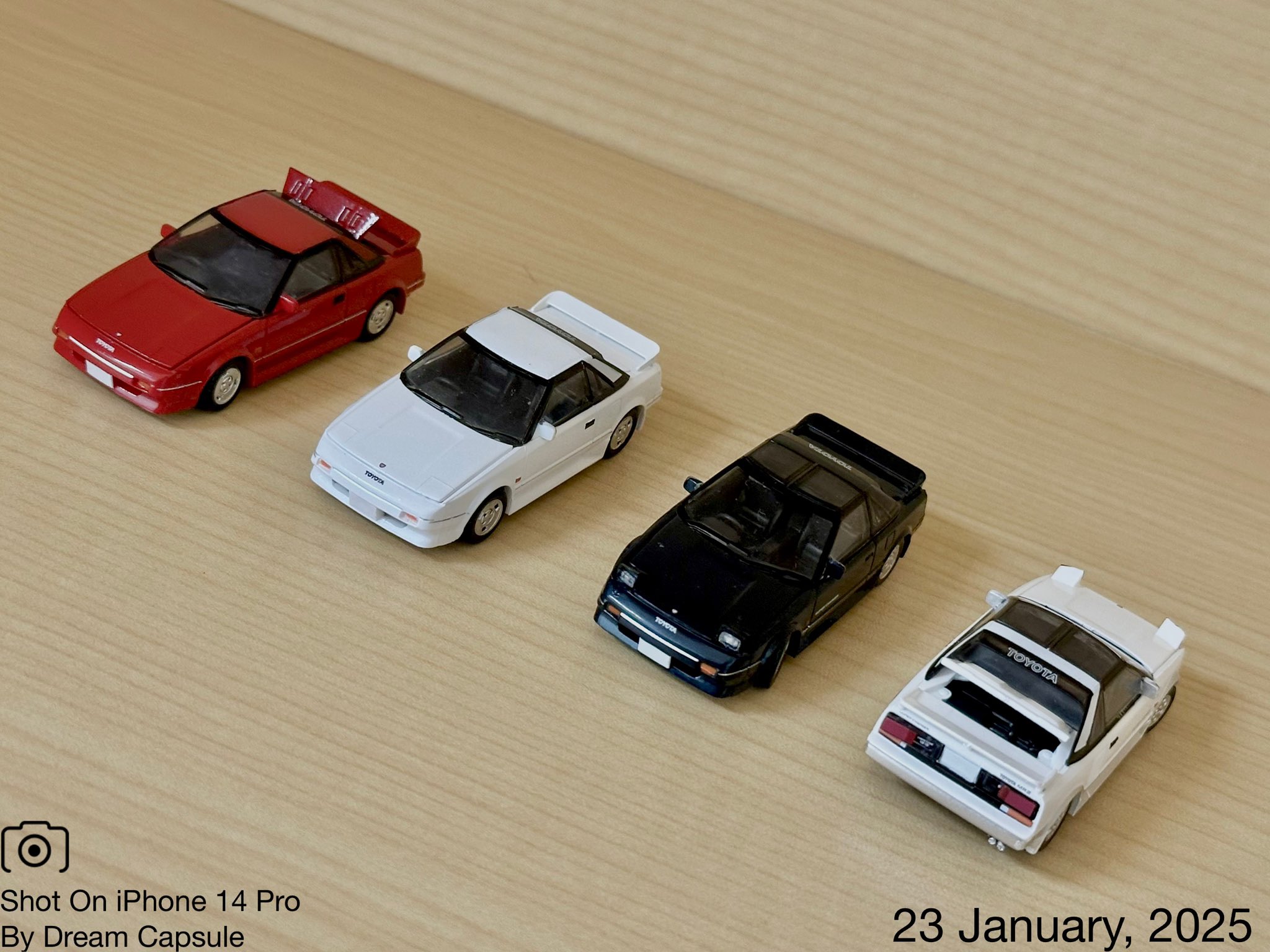 1/64 トヨタ MR2 AW11 全4種セット トイズキャビン : アイアイ