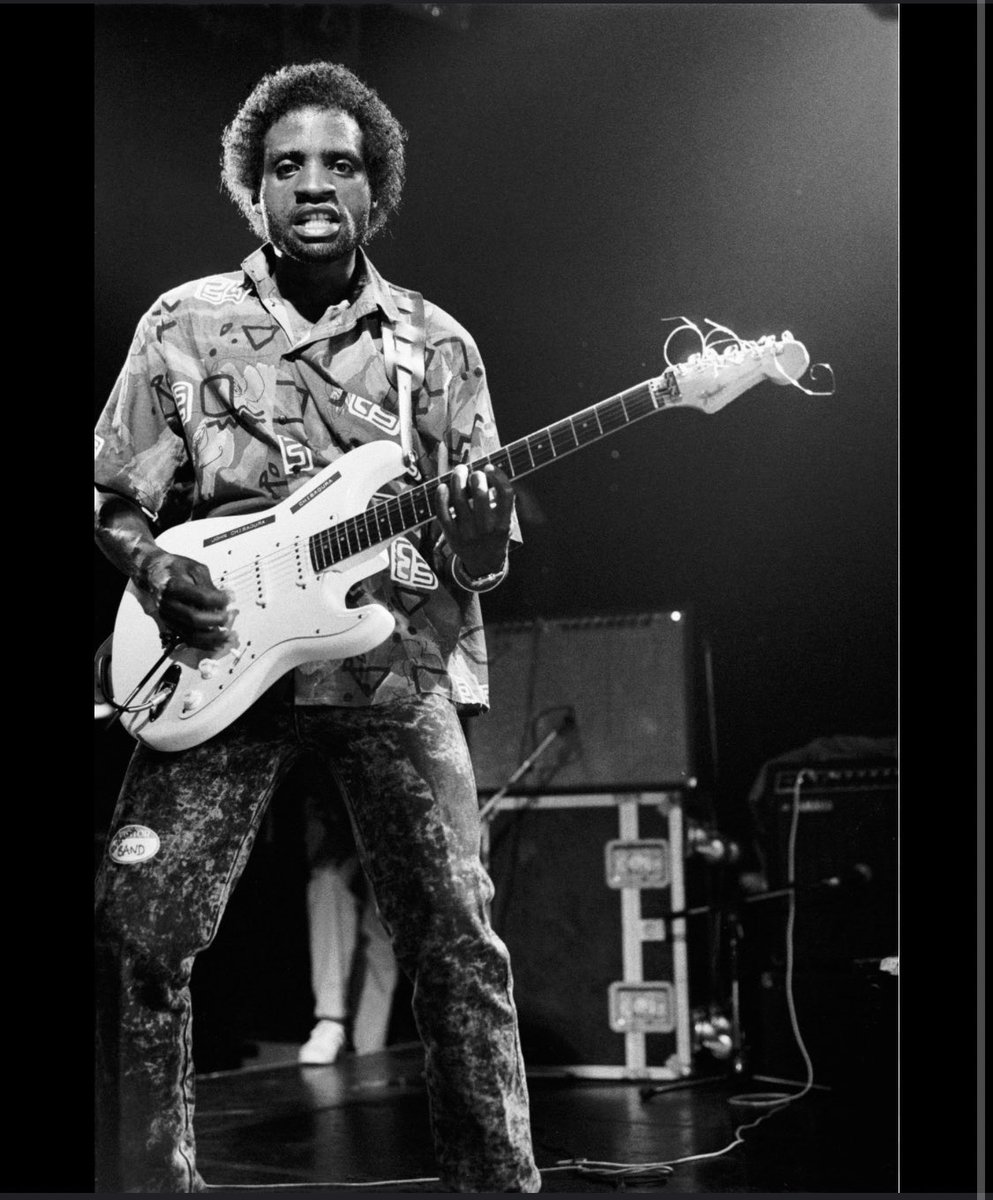 Zvoutete14's tweet photo. What is your favorite song by each of these late greats? Mine in brackets 

1.  Dembo (Gire) 
2. Chimbetu (Comma)
3. Tuku (Wagona fani) 
4. Chimombe (Jemedza) 
5. Chibadura (Rudo runokosha) 
6. Munhumumwe (Tauraya rudzi rwedu)
7. Matavire - Joke of the year https://t.co/nXLNqzJJr1