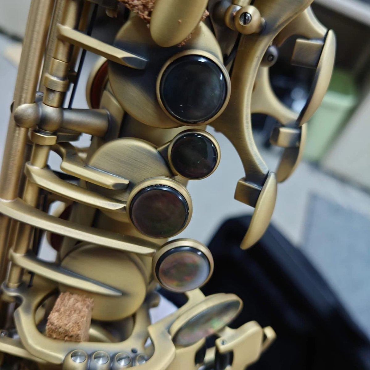 mackey_otoya's tweet photo. VICTORY MUSICAL INSTRUMENTSのアルトサックス🎷
サテン・アンティーク・ダーク仕様❗️
#soundhouse #サウンドハウス #VICTORYMUSICALINSTRUMENTS #saxophone #サックス
https://t.co/OavKTgwDCH https://t.co/MGTNrefMBb