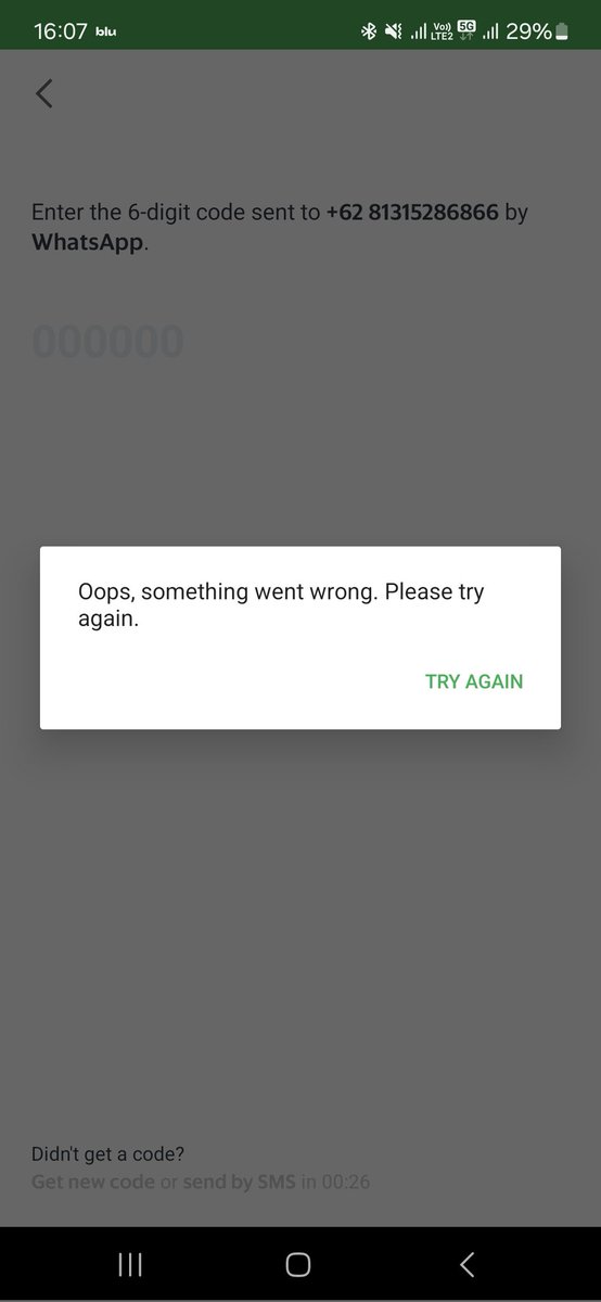 princetaro's tweet photo. Lagi order tau2 logout sendiri. Grab error kah? @GrabID https://t.co/WleBH1gLUp