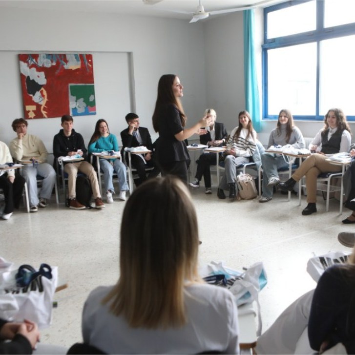 🇪🇺🗳️ #EuropeanParliament Simulation
📢 Over 250 students from 26 schools took on the role of #MEPs, actively engaging in #EU Parliament procedures.
💯 MoveIt supported the event, sharing knowledge &amp; expertise. ✌️ See you next year!
#movingforward #Simulation #Education
