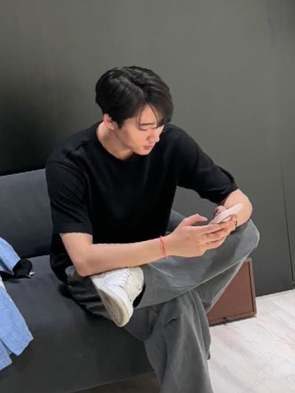 harxeuphoria's tweet photo. williamest with their red thread 😭😭😭

ʚ #williamest #วิลเลี่ยมเอส ɞ https://t.co/ebFRWjL1OS