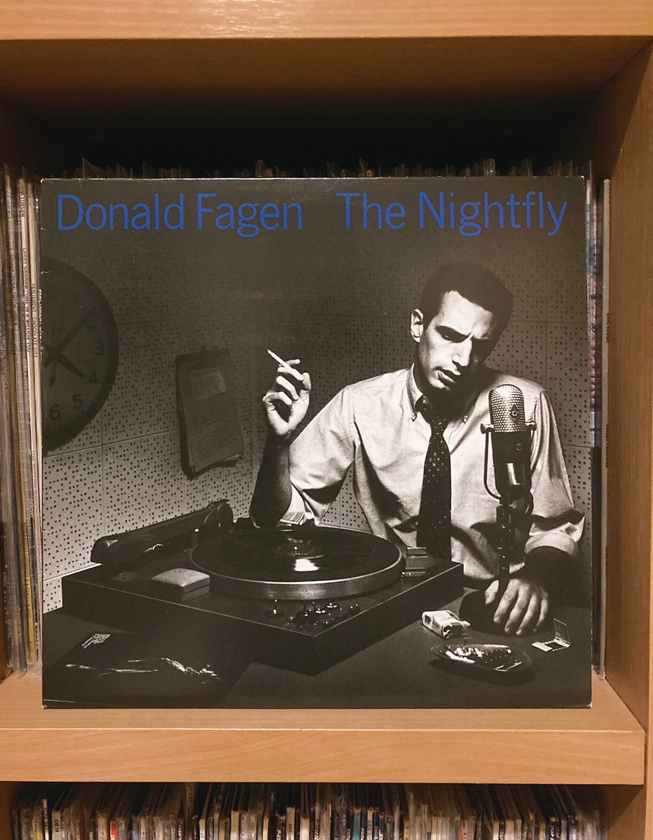 ここ1年ばかりウォーキングをやってまして、先ほども1時間ほど歩いてきました。おかげで体重も30年前位！まで落ちました。寒い時期は体があったまってオススメです。そんで気分がいいので今夜も1枚。やはりこれを聴かないと、ということでDonald Fagen - The Nightfly 鑑賞中🎵