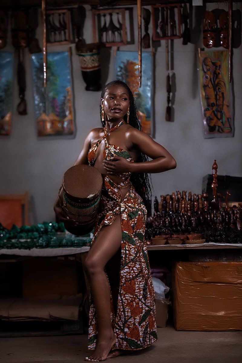 BubblyRich's tweet photo. I was born to be REAL and not PERFECT.
I wear my culture with PRIDE, keeping it real and traditional AND Embracing my roots through FASHION. https://t.co/RewKWWC31o