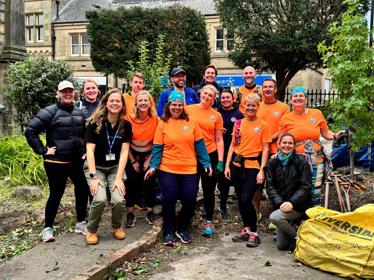 HADCAcharity's tweet photo. We🧡volunteers &amp; we 🧡those who inspire &amp; support volunteers &amp; do brilliant work co-ordinating community projects across #Harrogate district. ✨
Here's our January update with resources &amp; top tips to help you do the fab job you do!
https://t.co/7TFlt5dEBz https://t.co/ge4NqXWVU9