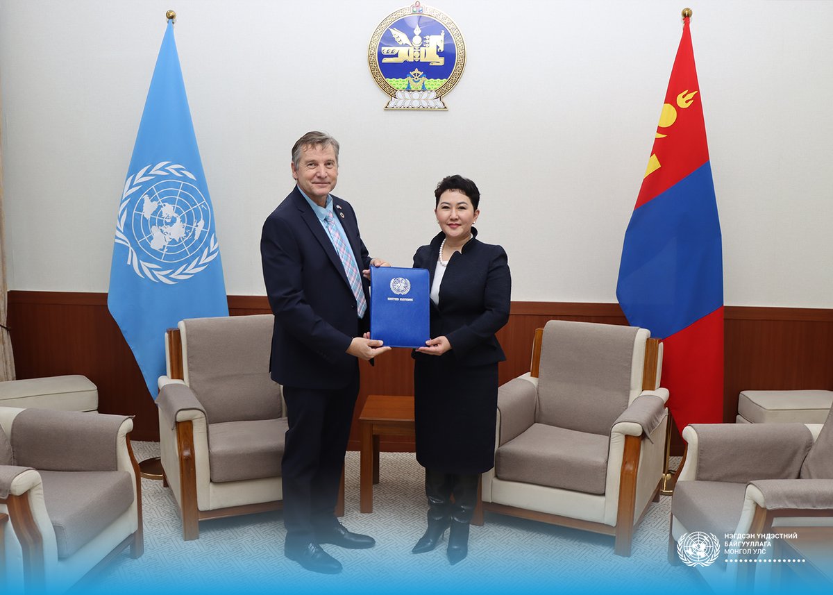 The United Nations Resident Coordinator in #Mongolia, Mr. Jaap van Hierden <a href="/JaapVanHierden/">Jaap van Hierden</a>, presented his letter of credence to the Minister for Foreign Affairs of 🇲🇳Mongolia, H.E. Battsetseg Batmunkh <a href="/BattsetsegBatm2/">Battsetseg Batmunkh</a>, on 23 January 2025.

More🔗: bit.ly/4joStHZ