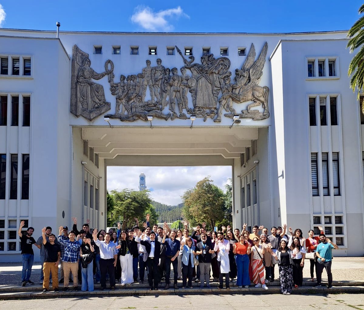 Muy felices por gran convocatoria de nuestro curso en la Escuela de Verano <a href="/udeconcepcion/">Universidad de Concepción</a>. Gracias a todos los profesores invitados <a href="/PaciAcuna/">María Paz Acuña</a> <a href="/GERMANESPARZA_/">GERMAN ESPARZA🔬🦠</a> <a href="/docpolski/">paul g higgins</a> Sebastian Cifuentes, Andrés Marcoleta, Alejandro Aguayo, Cledir Santos, Sergio Mella, JC Hormazabal, J Araya