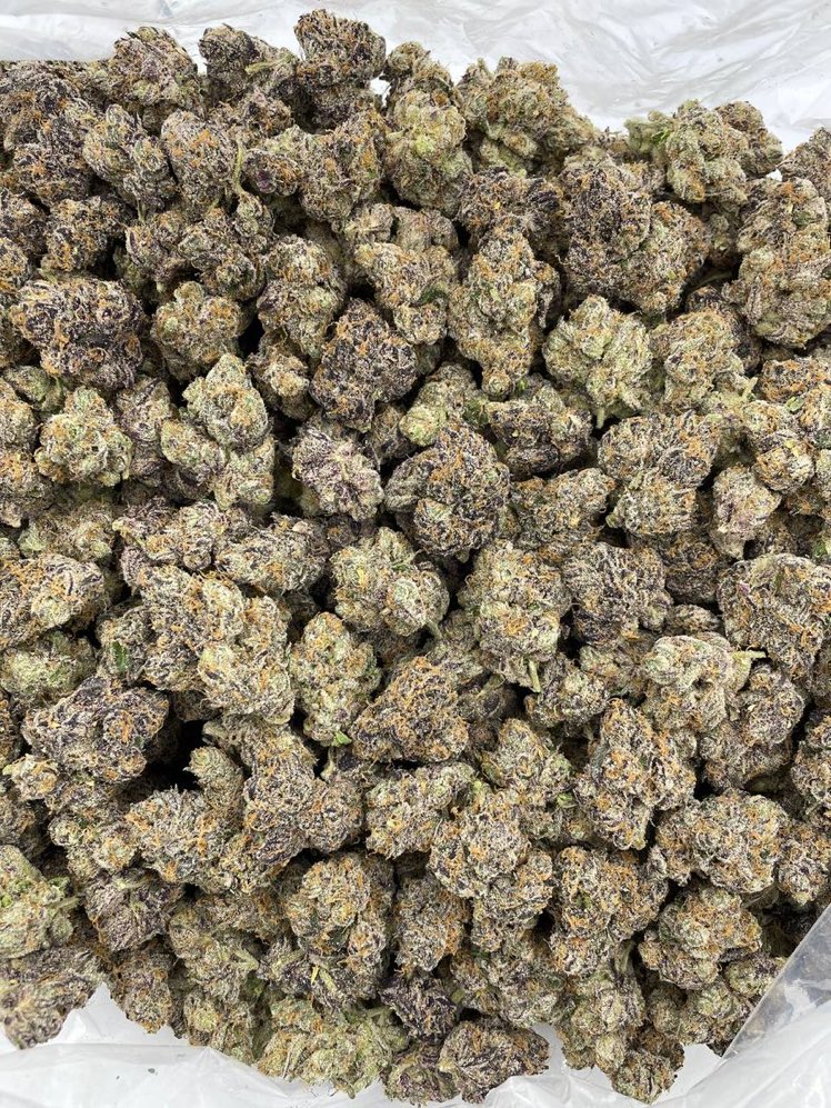 Birthday Cake
$900 a Pound