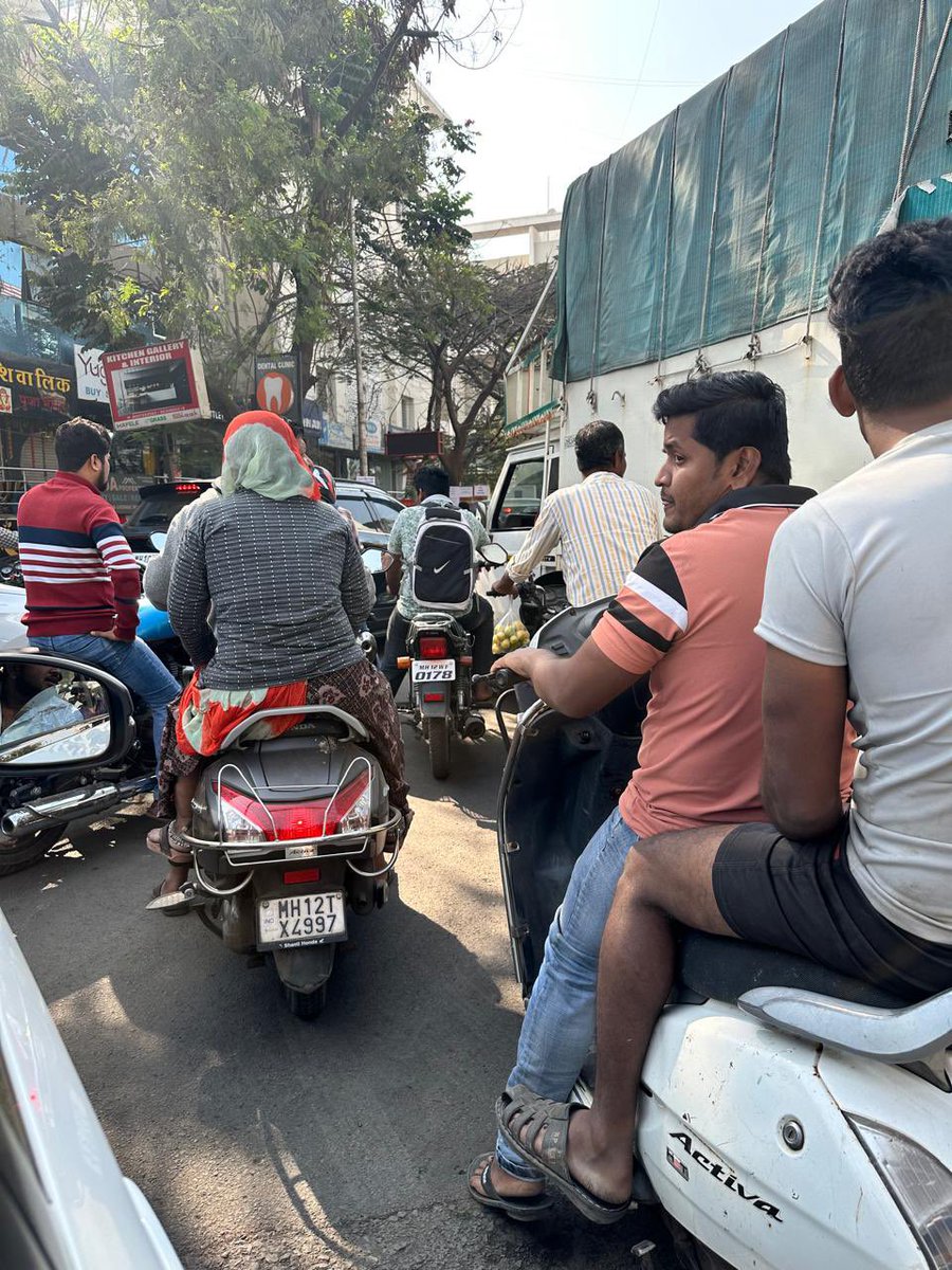 Porwal Road, Pune tweet media