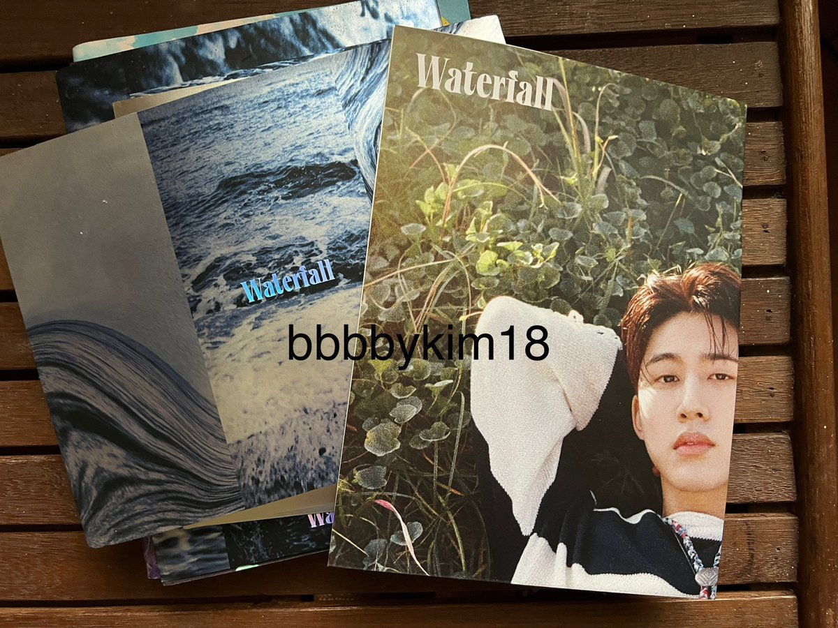 bbbykim18's tweet photo. wts lfb ph

Hanbin waterfall album, no pc
150 each 

Dm if interested 

tags: kim hanbin pc photocards pb album pb concert https://t.co/utWwGfoBzb