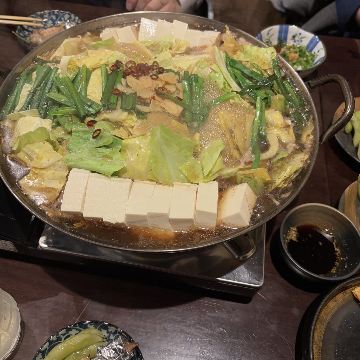 部署の違うメンバー色々で、もつ鍋に連れて行ってもらいました🍲
冬のもつ鍋って最高ですね🥺✨
違う部署の雰囲気や業務を知れました🗣️
#もつ鍋 #心斎橋居酒屋 #心斎橋グルメ #大阪グルメ #IT #中途採用 #転職