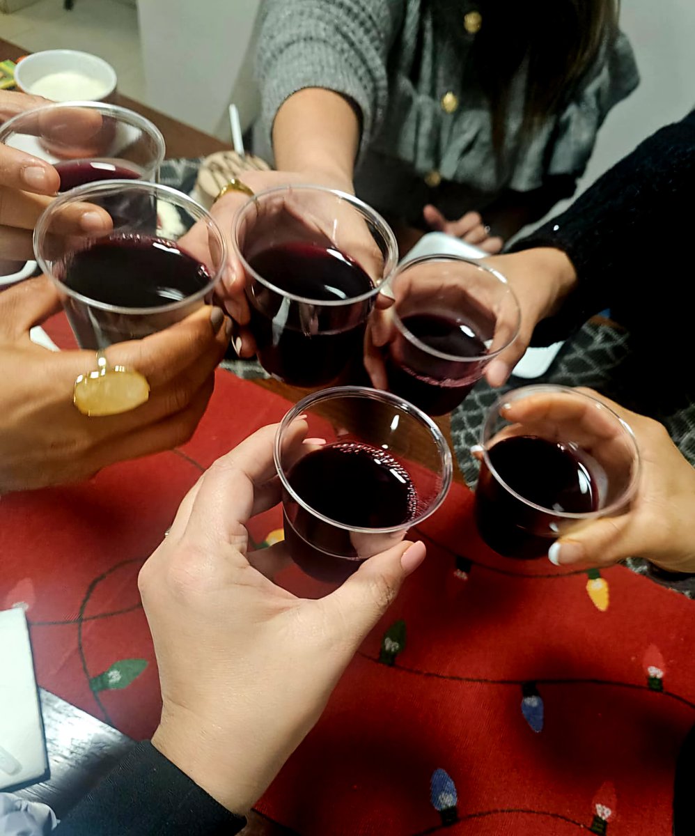 almitalares's tweet photo. #Festejo 🎉 #Vecis ❤️ https://t.co/O1FQdupzEb