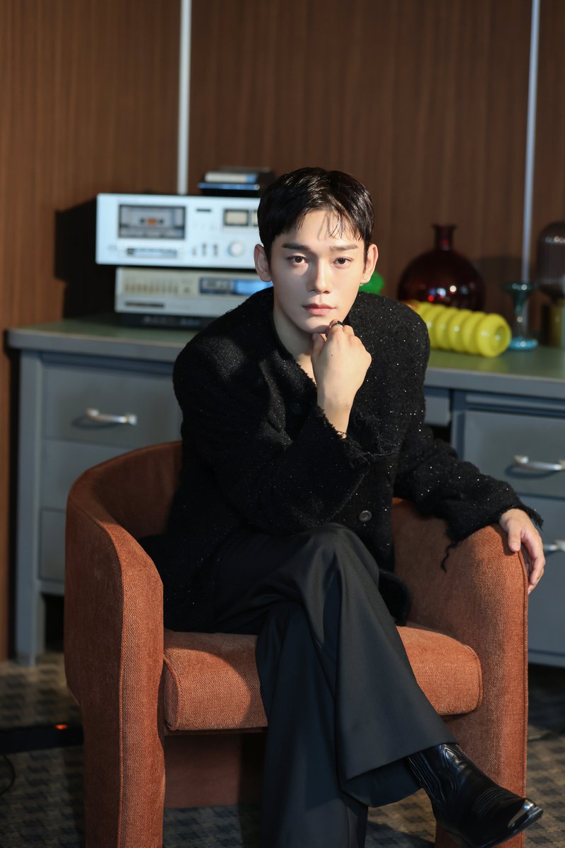 CHEN_INB100's tweet photo. 📸 2025 CHEN SEASON'S GREETINGS Behind Photo

https://t.co/AFj6HqnPbP

#첸 #CHEN https://t.co/aaH10vSE7I