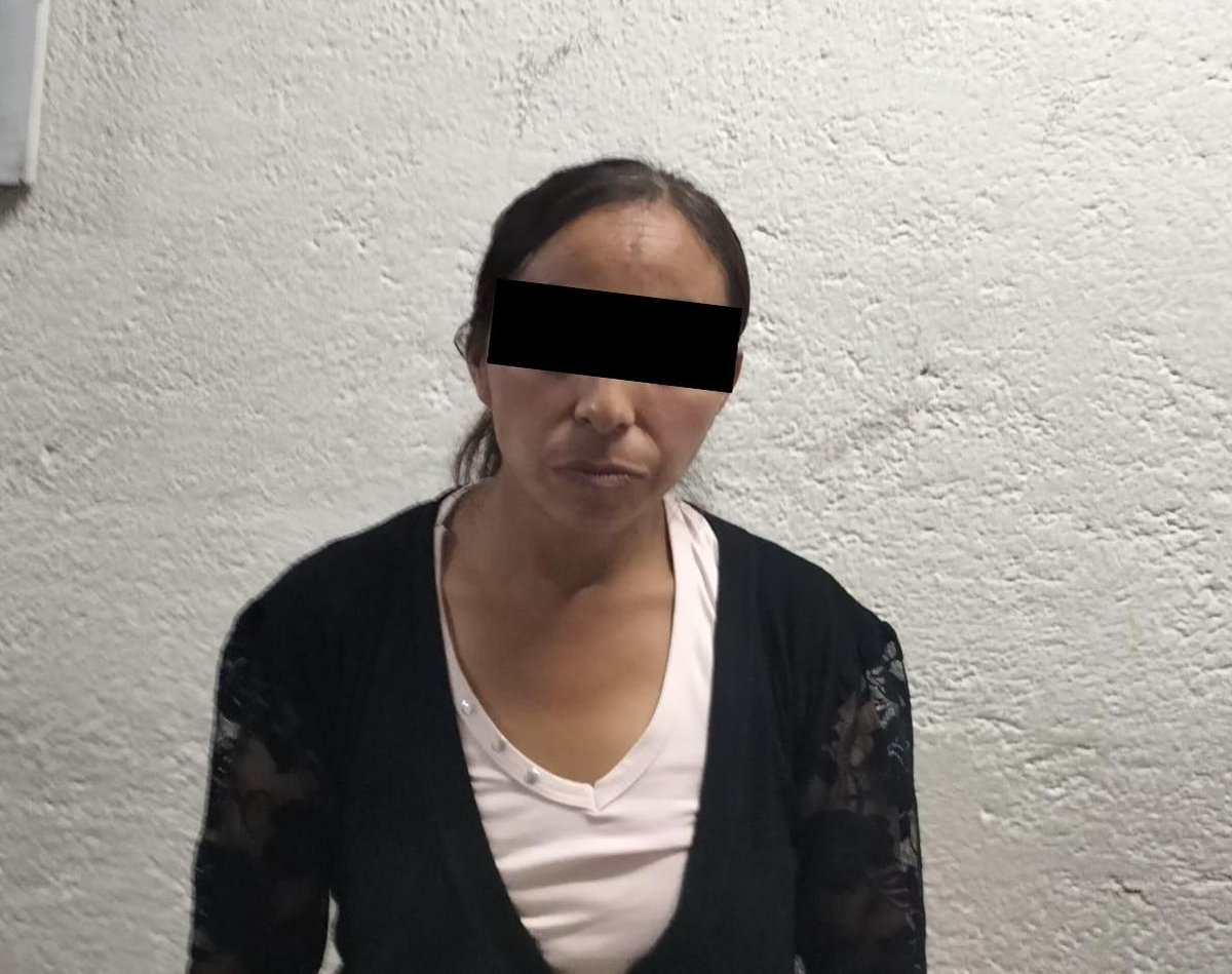 pixelperiodismo's tweet photo. Obtiene FGEO vinculación a proceso y prisión contra mujer por el delito de tentativa de matrimonio forzoso o servil, ocurrido en la Sierra de Flores Magón

Da click aquí 👇🏻
https://t.co/GXf2Onk3SD

#Oaxaca #Estados #Noticias #Policiaca #Seguridad https://t.co/Gt0GGyHUGL