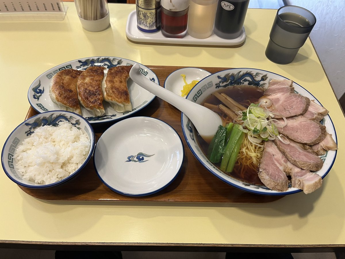 K_NAVE's tweet photo. お昼にラーメンを食べて無事に帰って来ました🍜🐸
キャブの調子も良く1万までしっかり回ってくれましたね☺️
アイドリングも安定傾向!
軽い車体で気軽に乗り出せる上に、高速走行もある程度こなしてくれるのでとても使い勝手の良いバイクになりましたね!
ボアアップして良かったなぁ🛠️
#gn125
#gs125 https://t.co/evF3Abe4t1