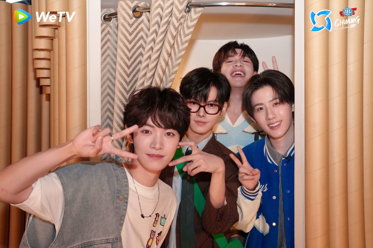 CHUANGASIA's tweet photo. 📸 #CHUANGAsiaS2PhotoDump 
Random moments from the camp are here! 
Even during breaks, they're full of energy and always ready to keep filming! ✨💪

#CHUANGAsiaS2
📅 Starting February 2, 2025
Every Sunday at 4:50 PM (GMT+7) on WeTV @WeTVOfficial 

#CHUANGAsia https://t.co/2BDH29GR0Z