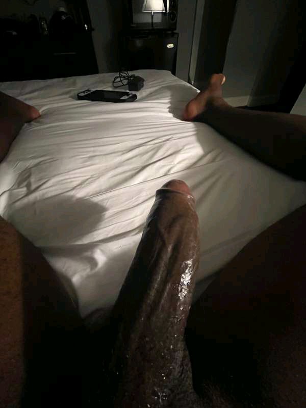 Imagine it deep inside pussy 🐴🍫🍫