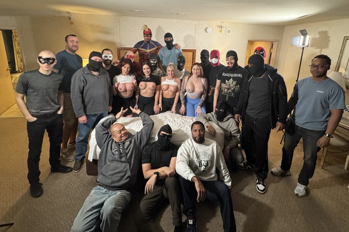 Watch SubGirl0831's leaked NSFW photo on TwXstars