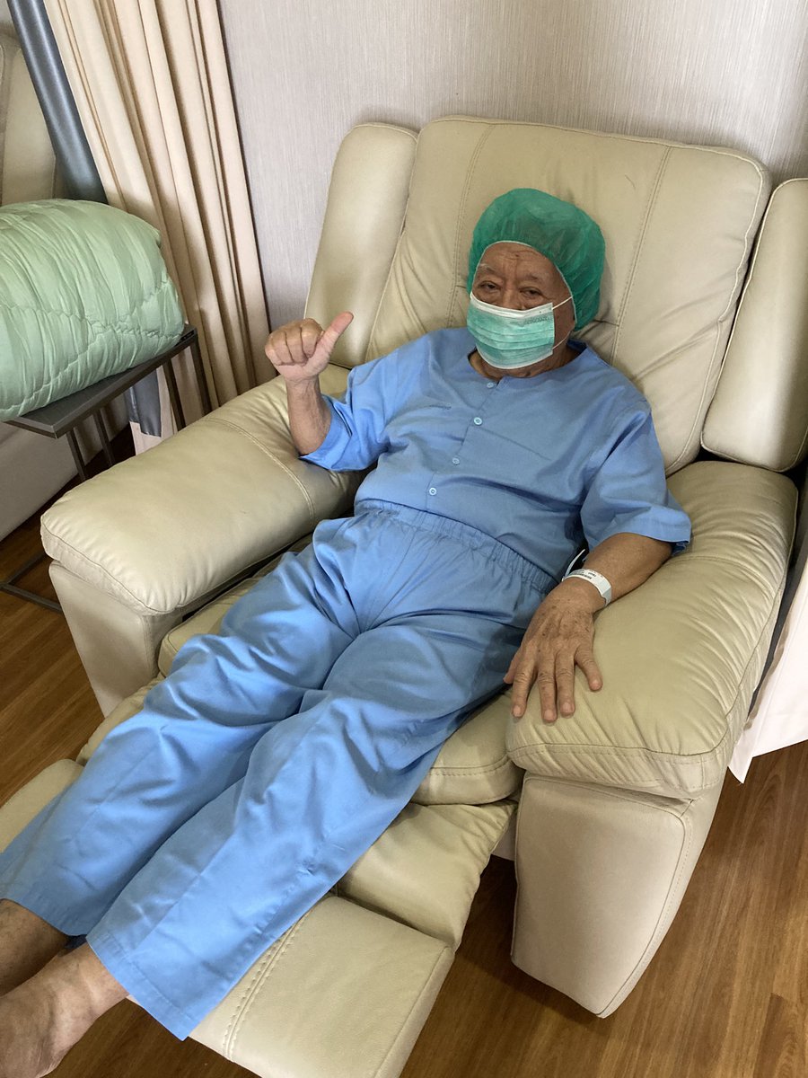 ericdafisca's tweet image. Good luck for the surgery, pops