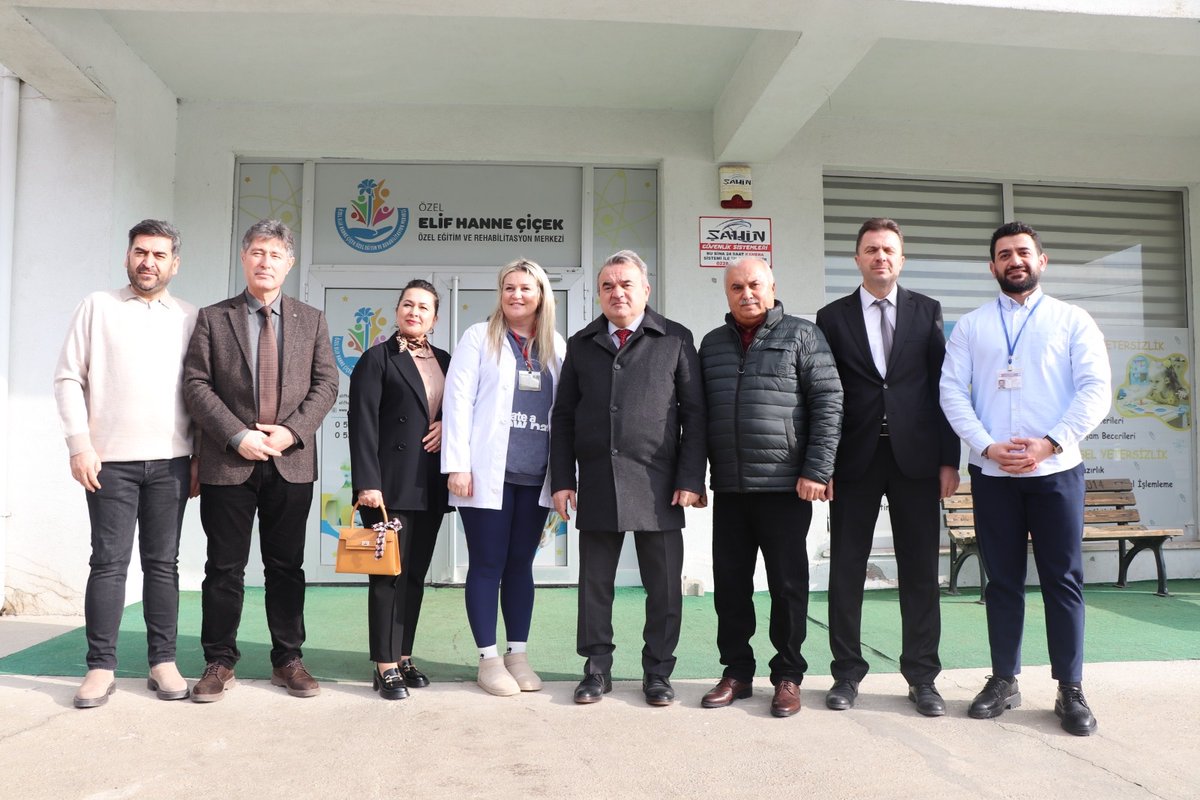 bozuyukkaymakam's tweet photo. Kaymakamımız Sayın @ademozturk65, okul ziyaretleri kapsamında Elif Hanne Çiçek Özel Eğitim Okulu’nu ziyaret ederek öğretmen ve öğrencilerle bir araya geldi. https://t.co/rEUgJkoiMd